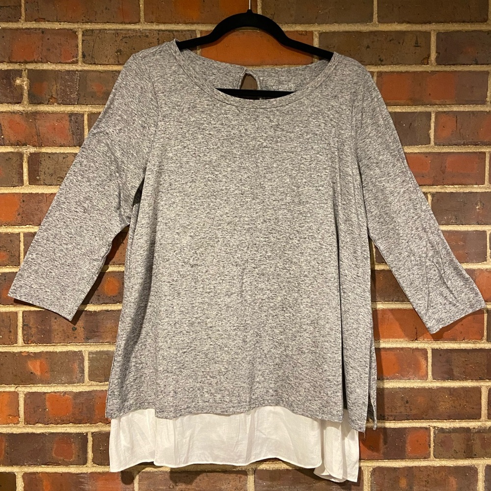 A Pea in the Pod maternity and nursing top